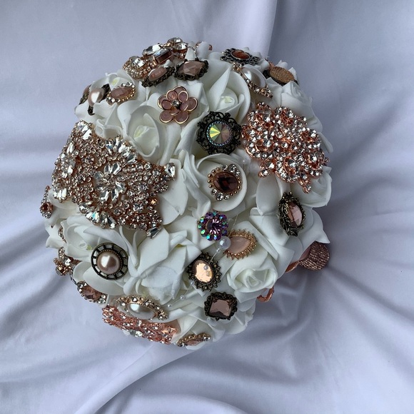 Hand Crafted | Accessories | Small Bedazzled Bouquet Flower Girl ...